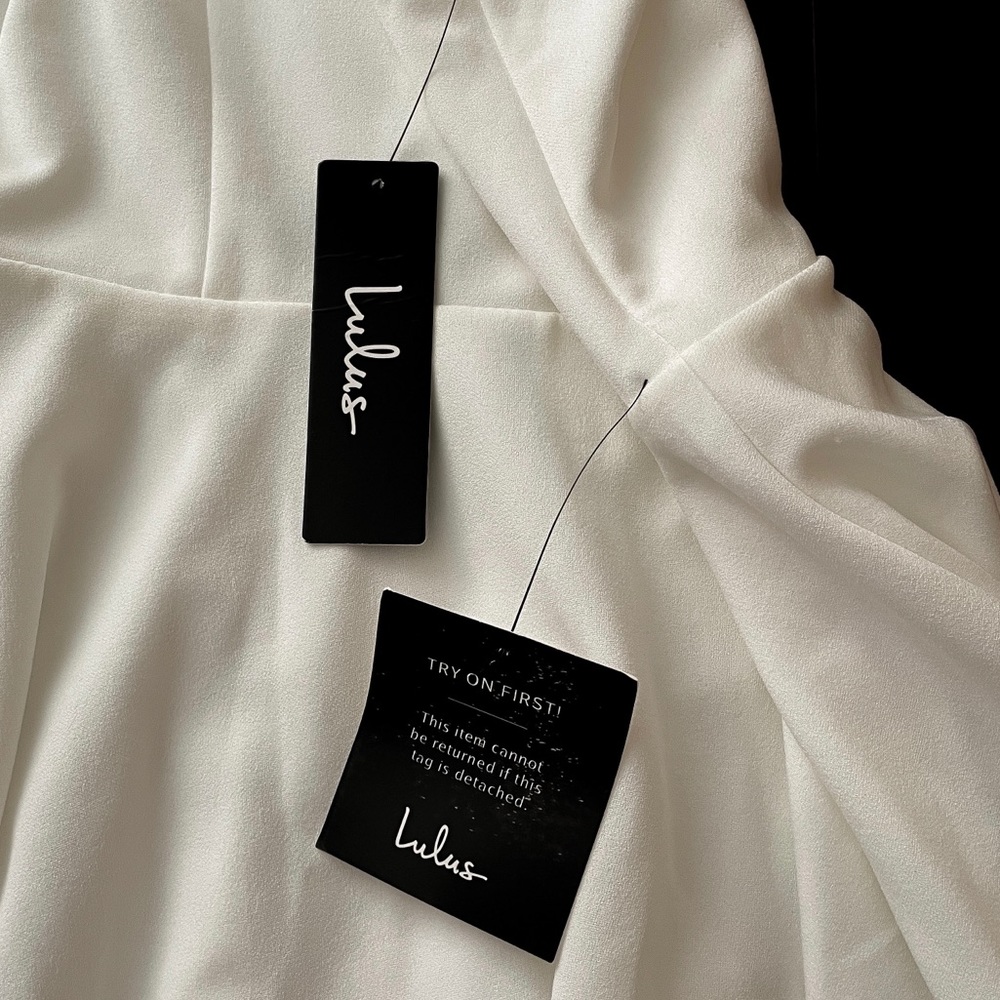 Lulu’s • White Midi Dress in size XS - Picture 3 of 8